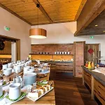 Hirsch Hotel