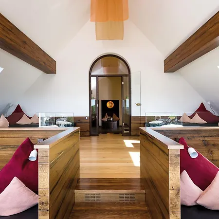 فندق Hirsch 4*
