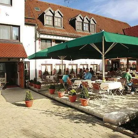 Hirsch Hotel 4*